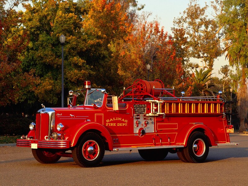 Vintage Red Fire Truck — Serene