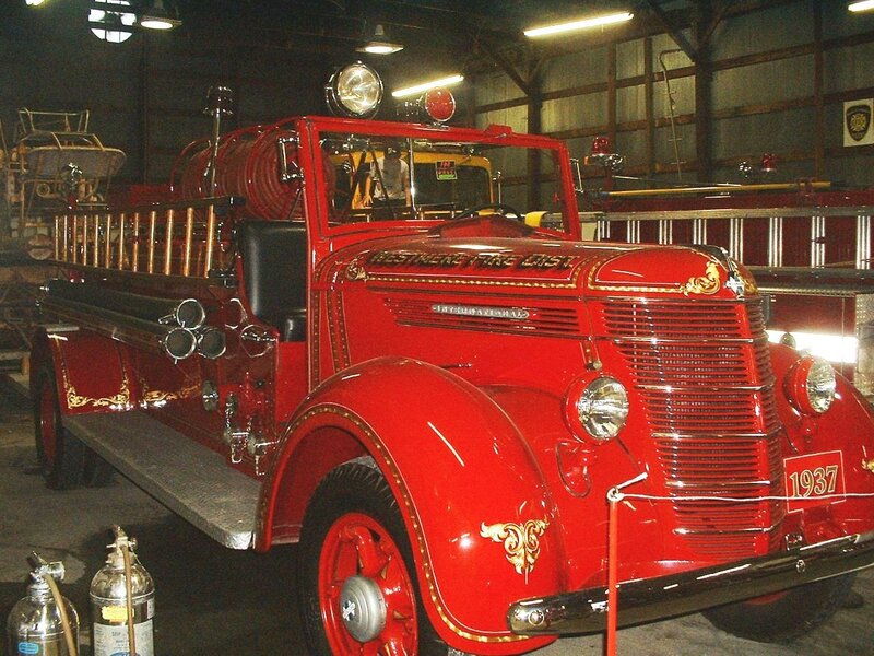 Vintage Red Fire Truck — Static