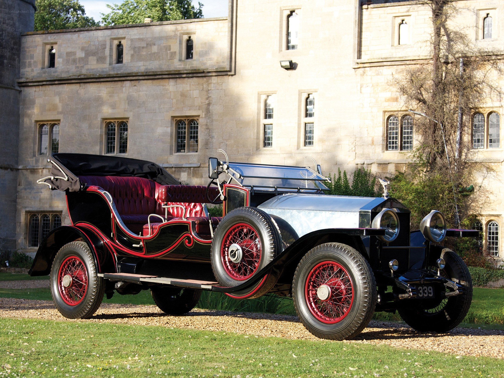 Vintage Rolls-Royce car