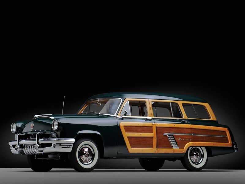Vintage Station Wagon — Green, Dramatic