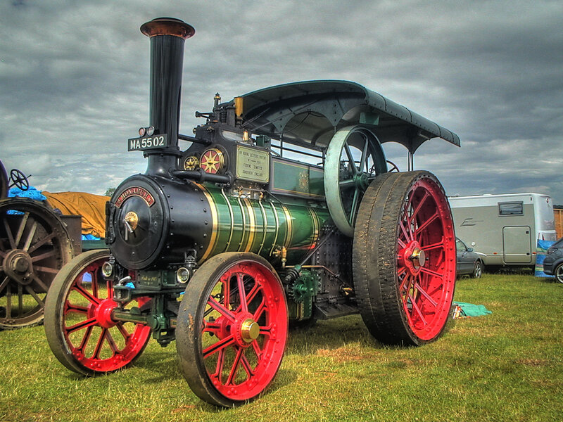 Vintage Steam Tractor — Green