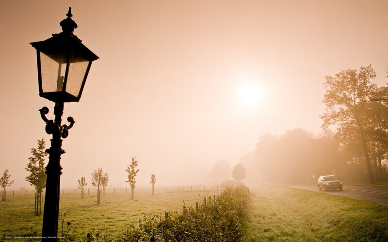 Vintage Street Lamp — Orange, Serene