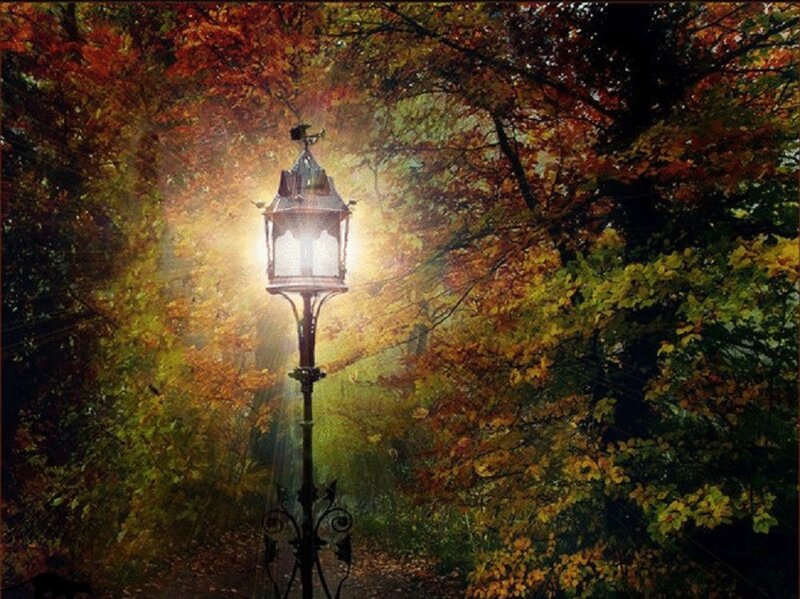 Vintage Street Lamp — Orange