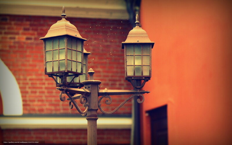 vintage street lamps in city