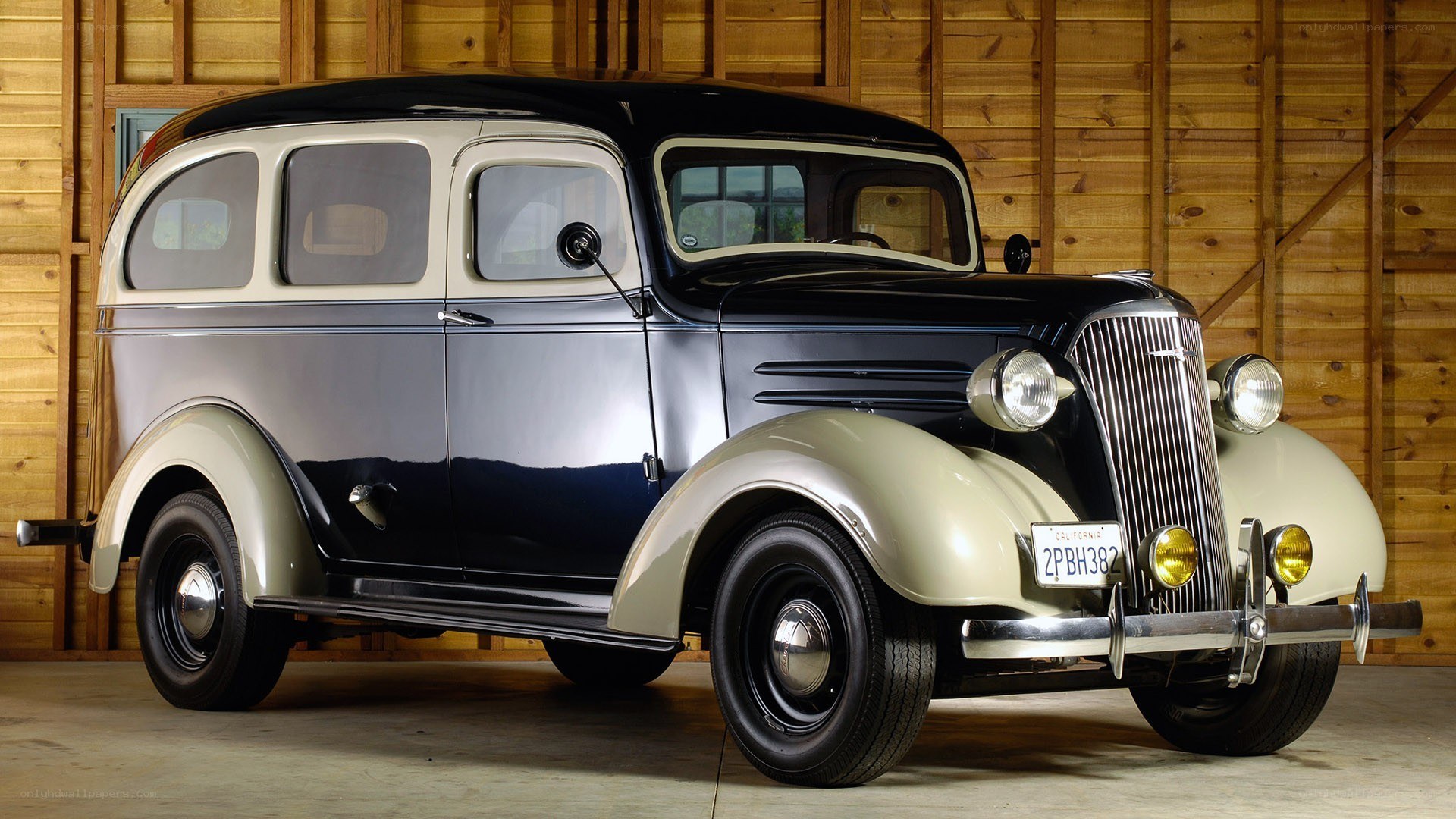 vintage two-tone car