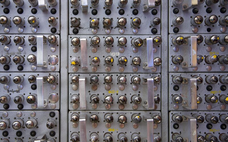 vintage vacuum tube circuit boards