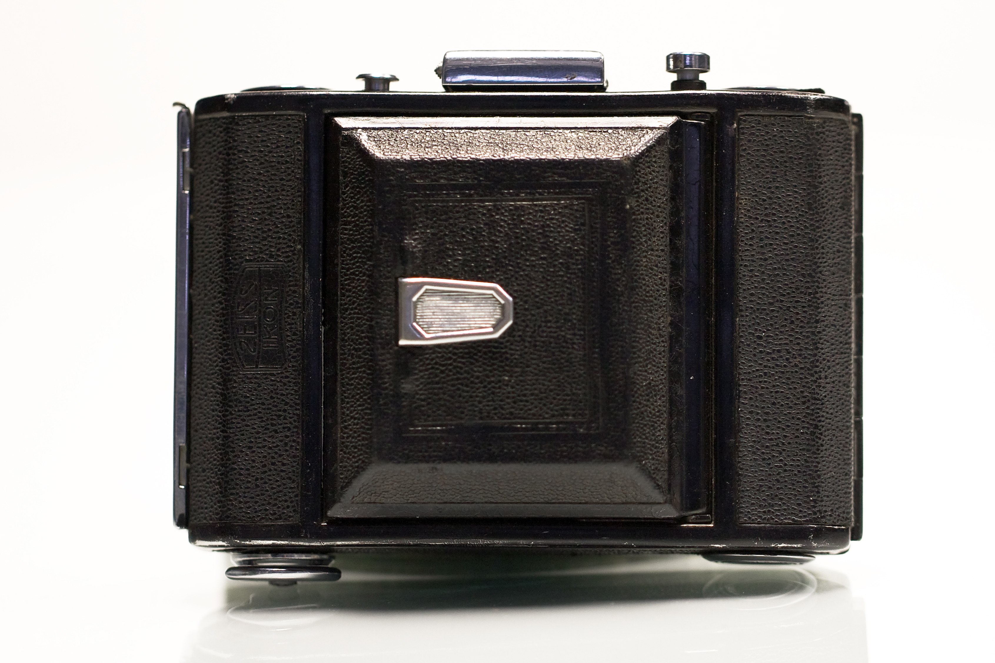 Vintage Zeiss Ikon camera
