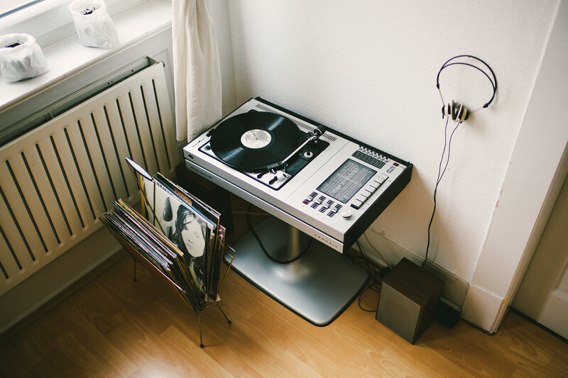 vinyl record player setup