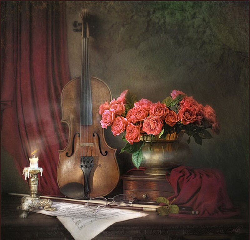 Violin and Roses — Red, Dramatic