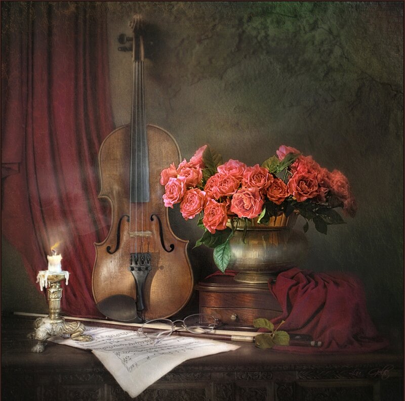 Violin and Roses — Red