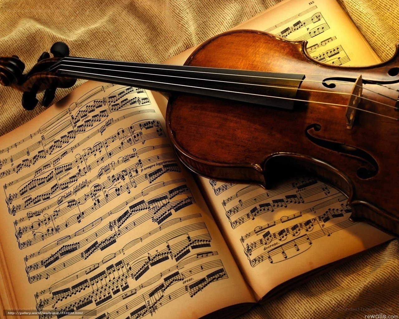 Violin on sheet music