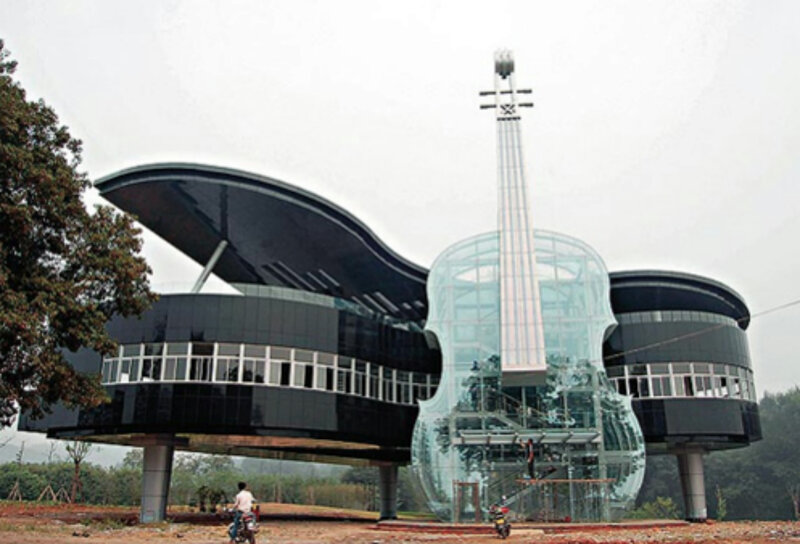 Violin-shaped Building — Black