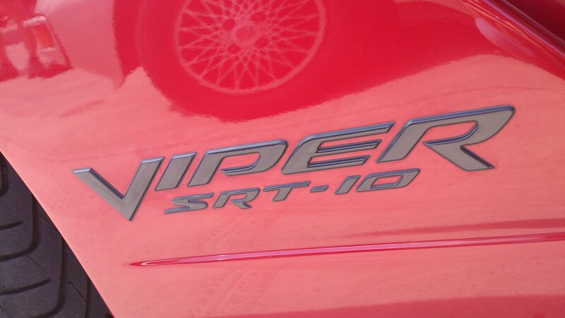 Viper SRT-10 Badge