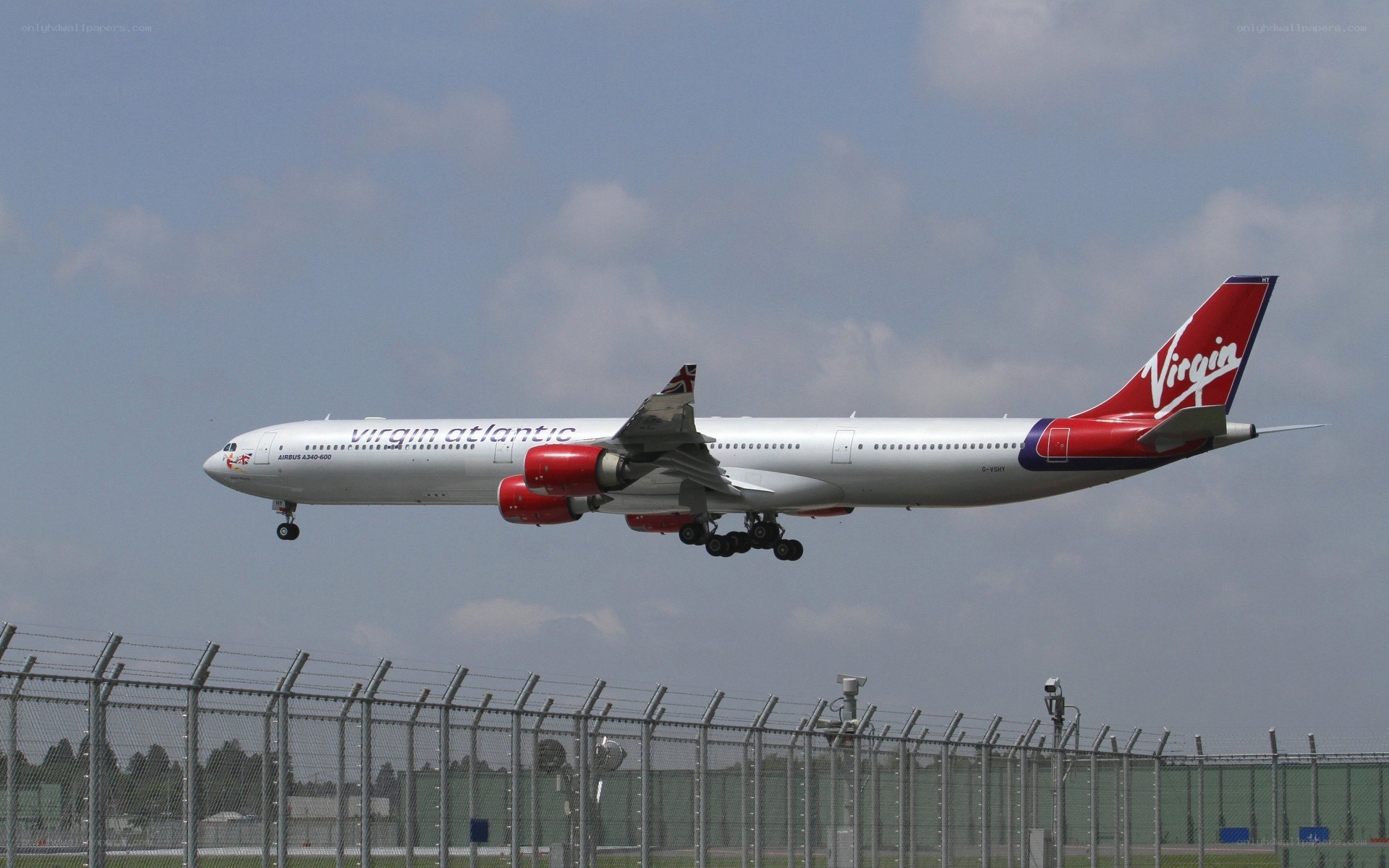 Virgin Atlantic airplane landing
