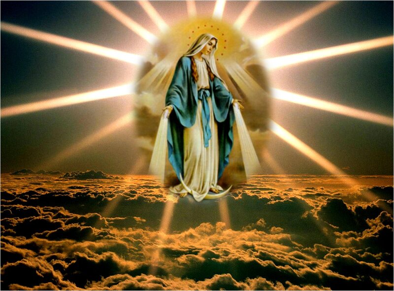 Virgin Mary Standing — Gold