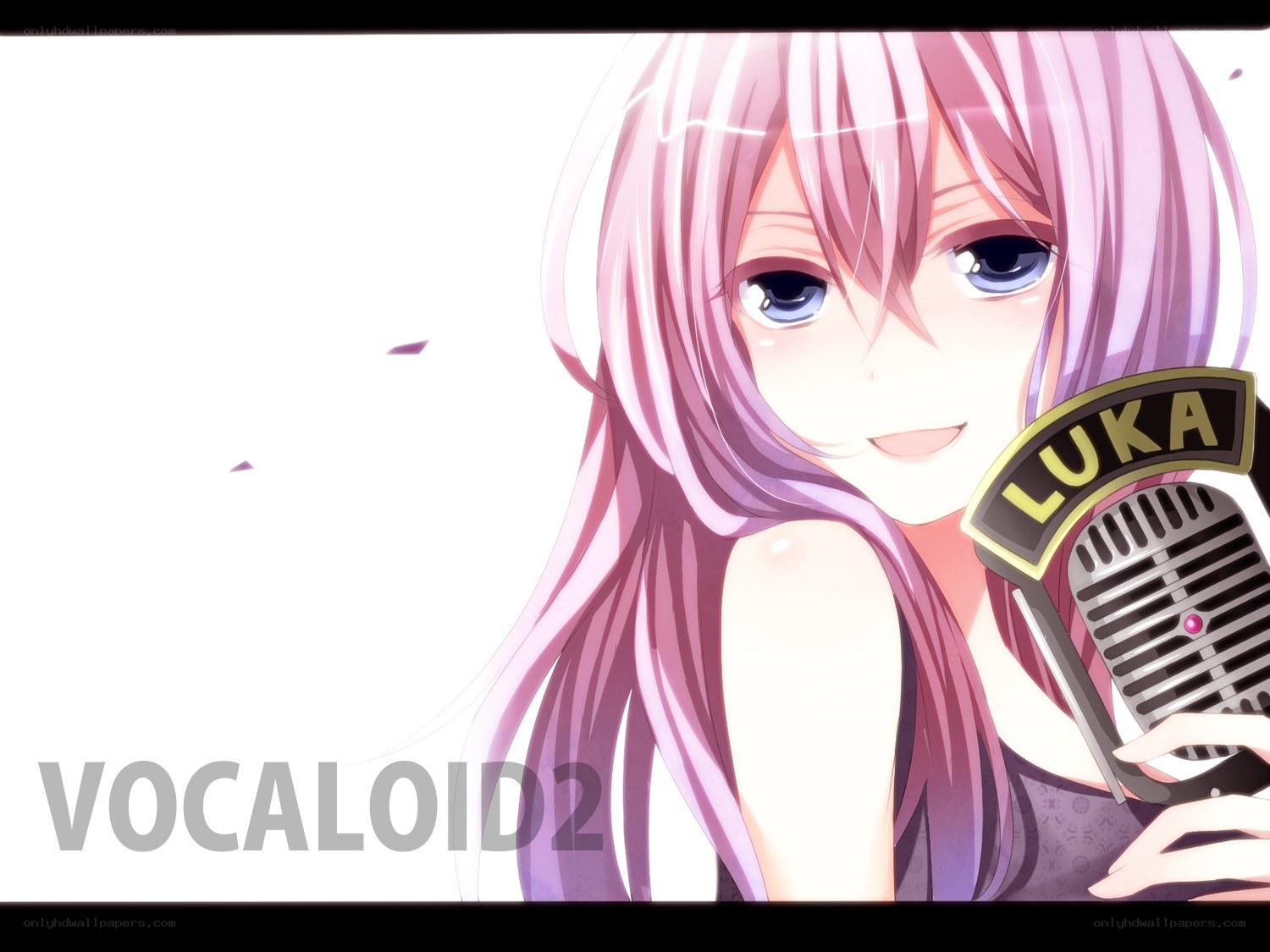 Vocaloid Luka with microphone