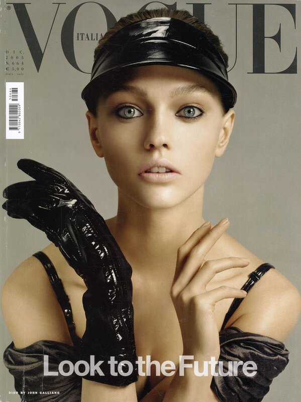 Vogue Italia December 2005 cover