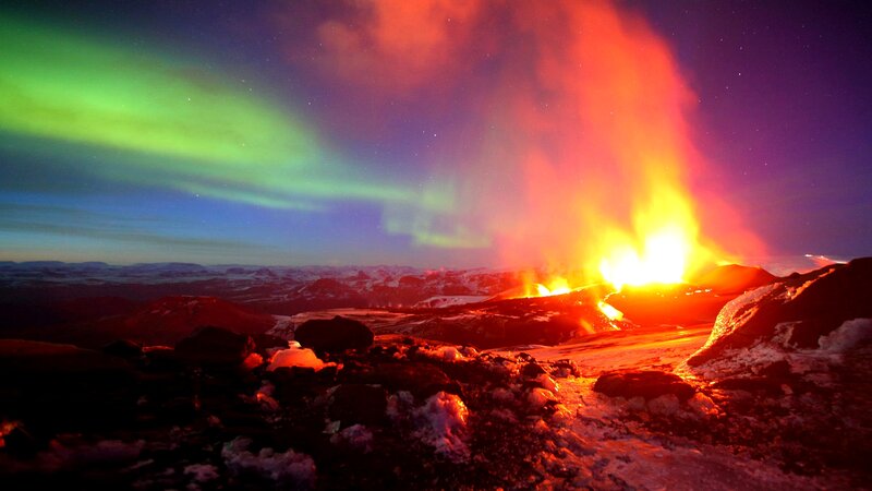 Volcanic Eruption at Night — Green