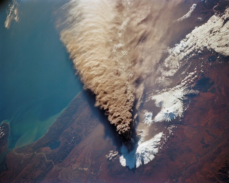 Volcanic Eruption Plume — Brown, Dramatic