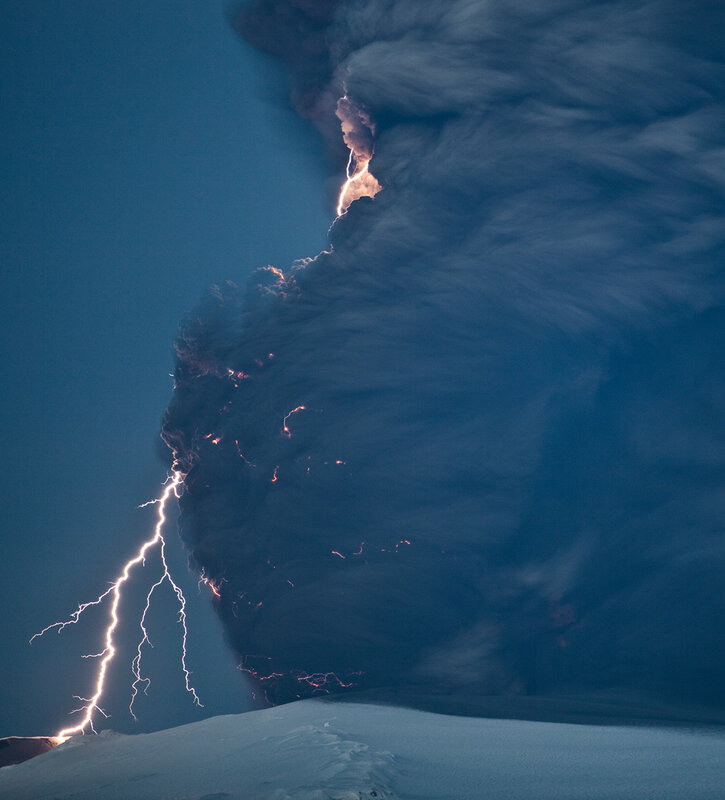 Volcanic eruption with lightning