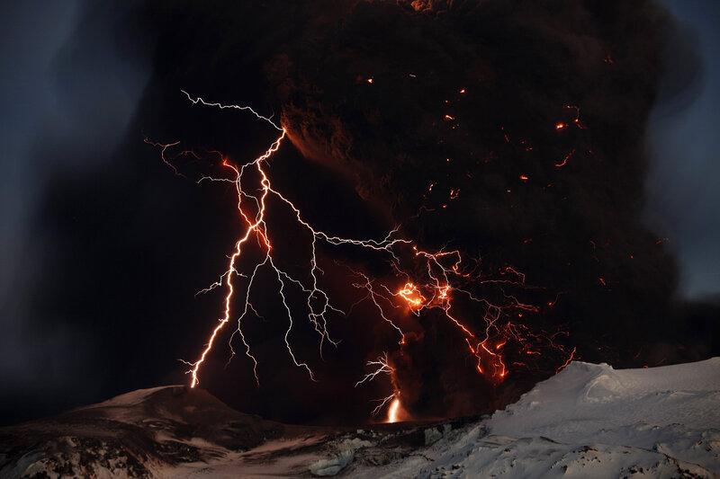 Volcanic eruption with lightning