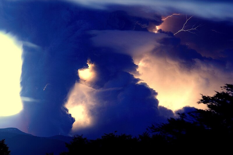 Volcanic eruption with lightning