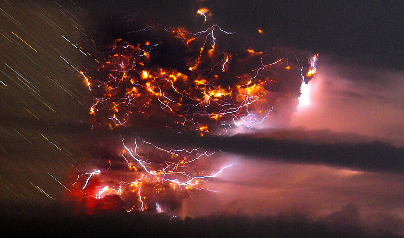 Volcanic eruption with lightning