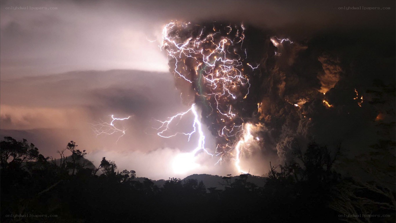 Volcanic eruption with lightning
