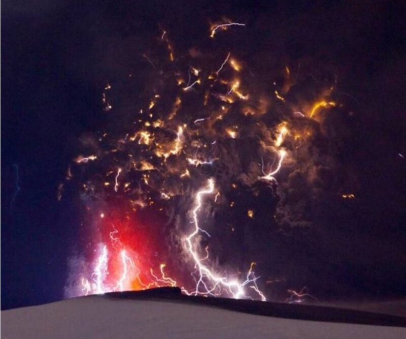 Volcanic Eruption with Lightning — Black, Dramatic, Night, Photograph
