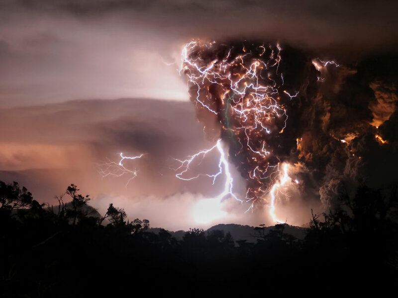 Volcanic Eruption with Lightning — Black