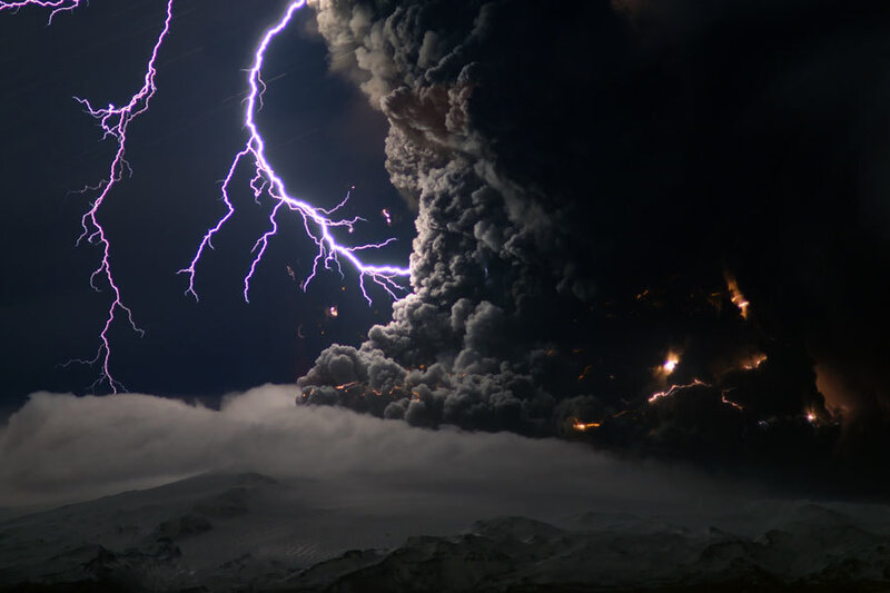 Volcanic Eruption with Lightning — Night, Mountain
