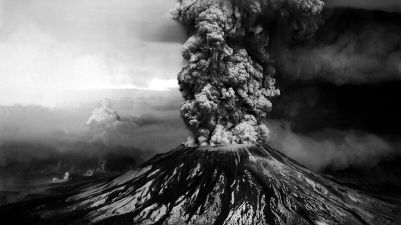 Volcano erupting ash cloud