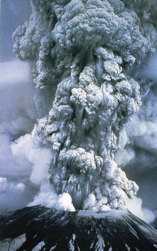 Volcano erupting ash cloud