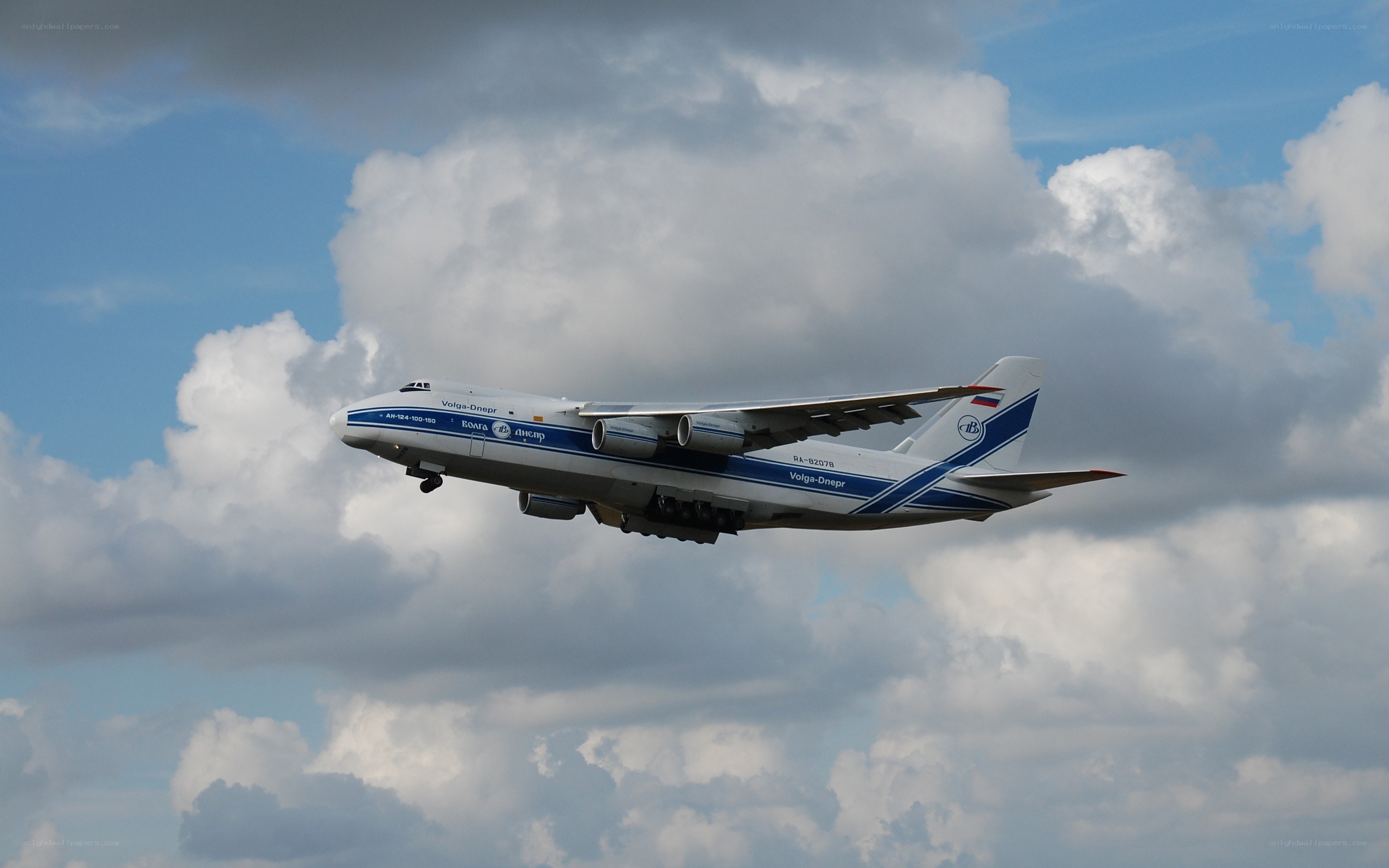 Volga-Dnepr cargo plane in flight