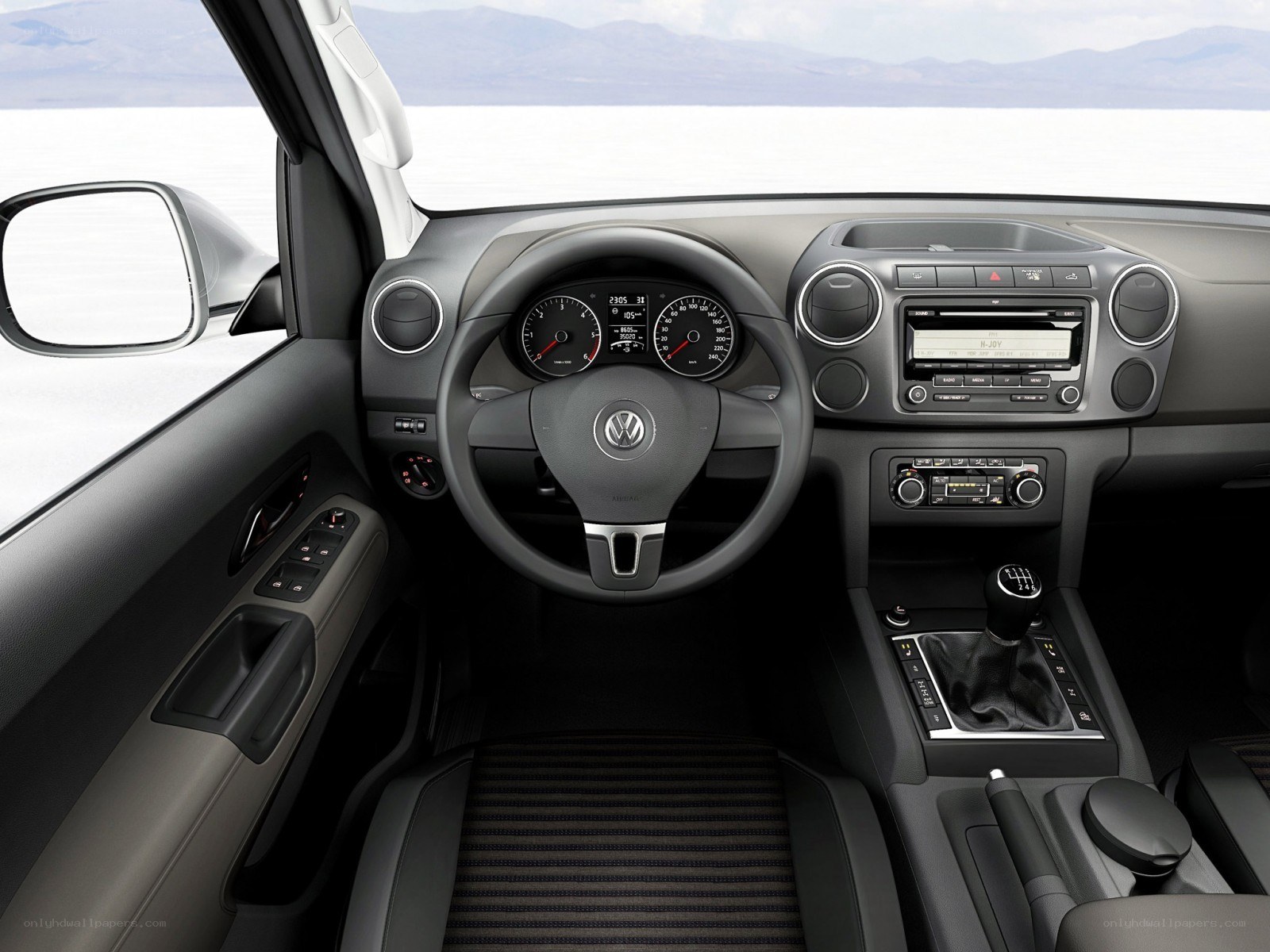 Volkswagen Amarok interior