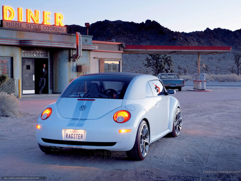 Volkswagen Beetle at desert diner