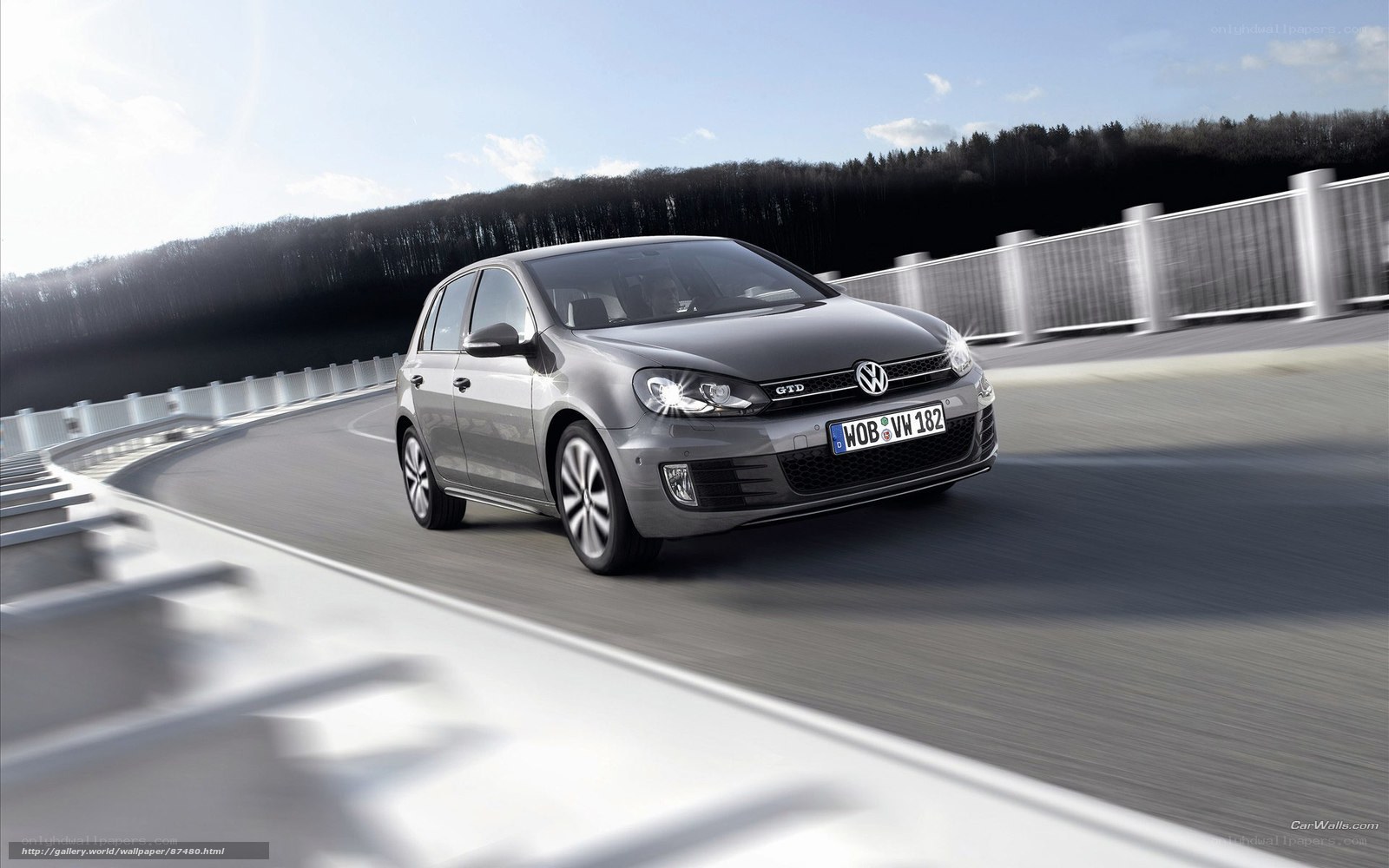 Volkswagen Golf GTD in motion