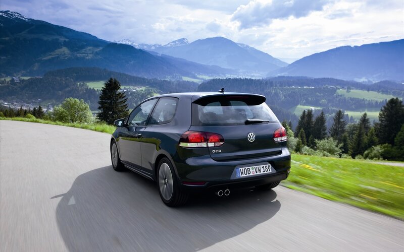 Volkswagen Golf GTD on a mountain road