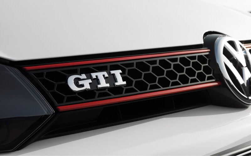 Volkswagen GTI front grille
