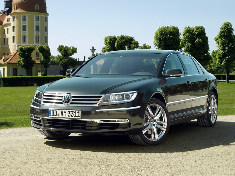 Volkswagen Phaeton luxury sedan