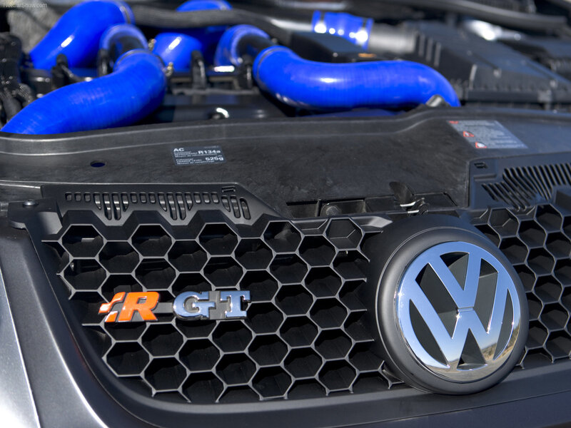 Volkswagen R-GT engine bay