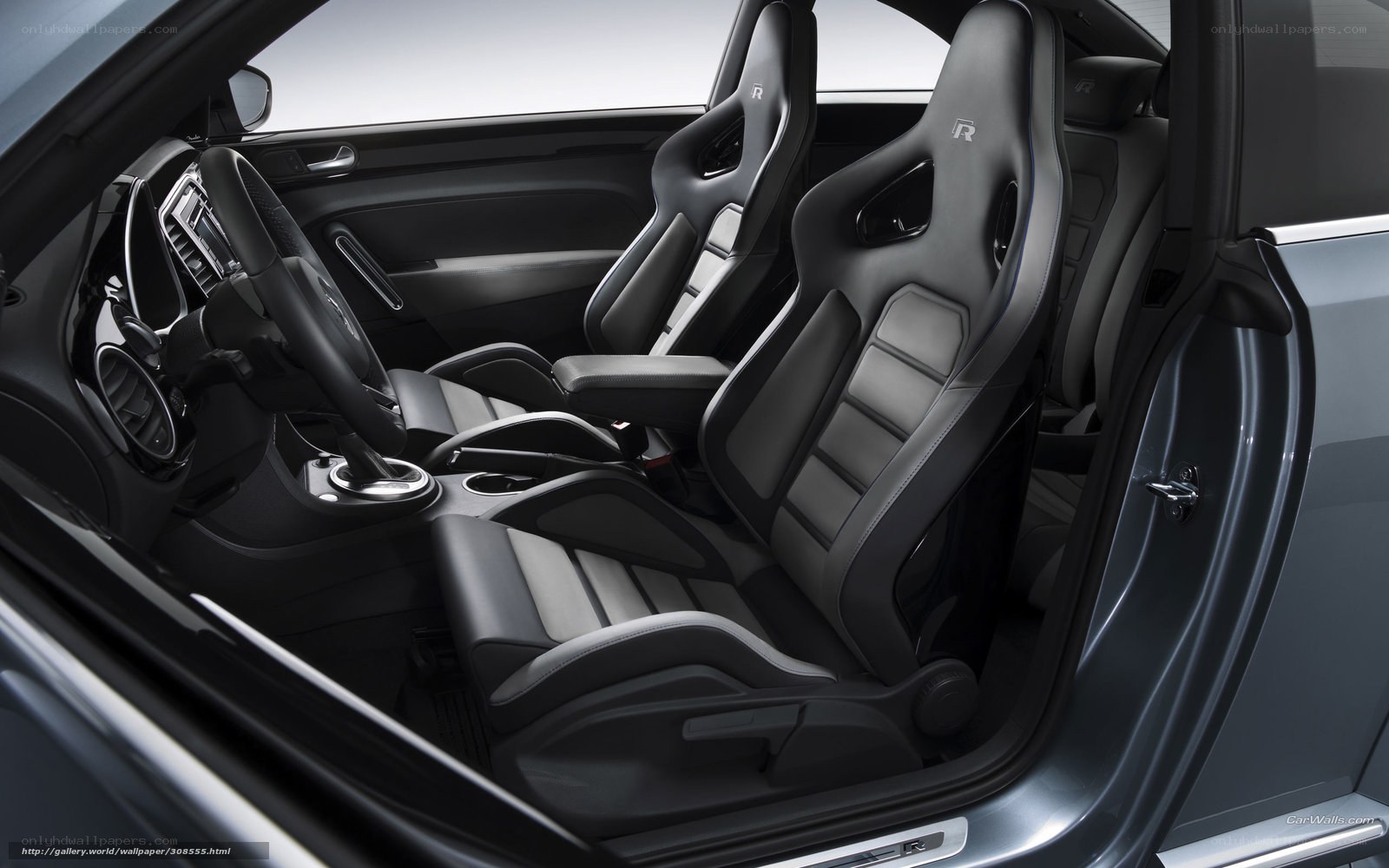Volkswagen R interior