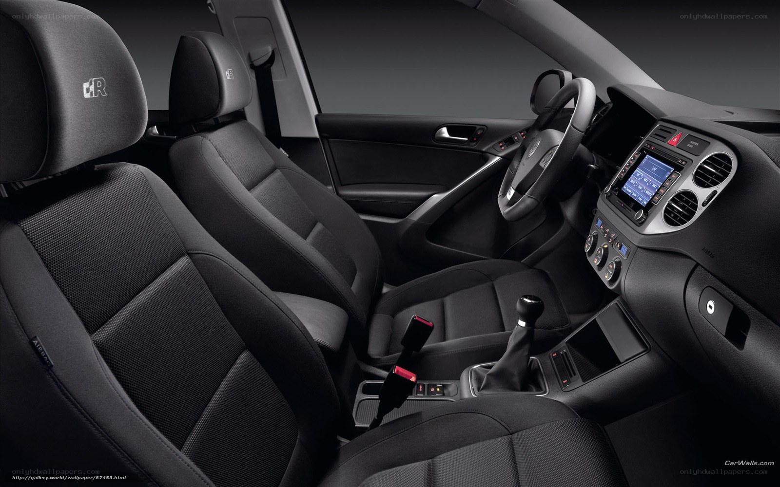Volkswagen Tiguan interior