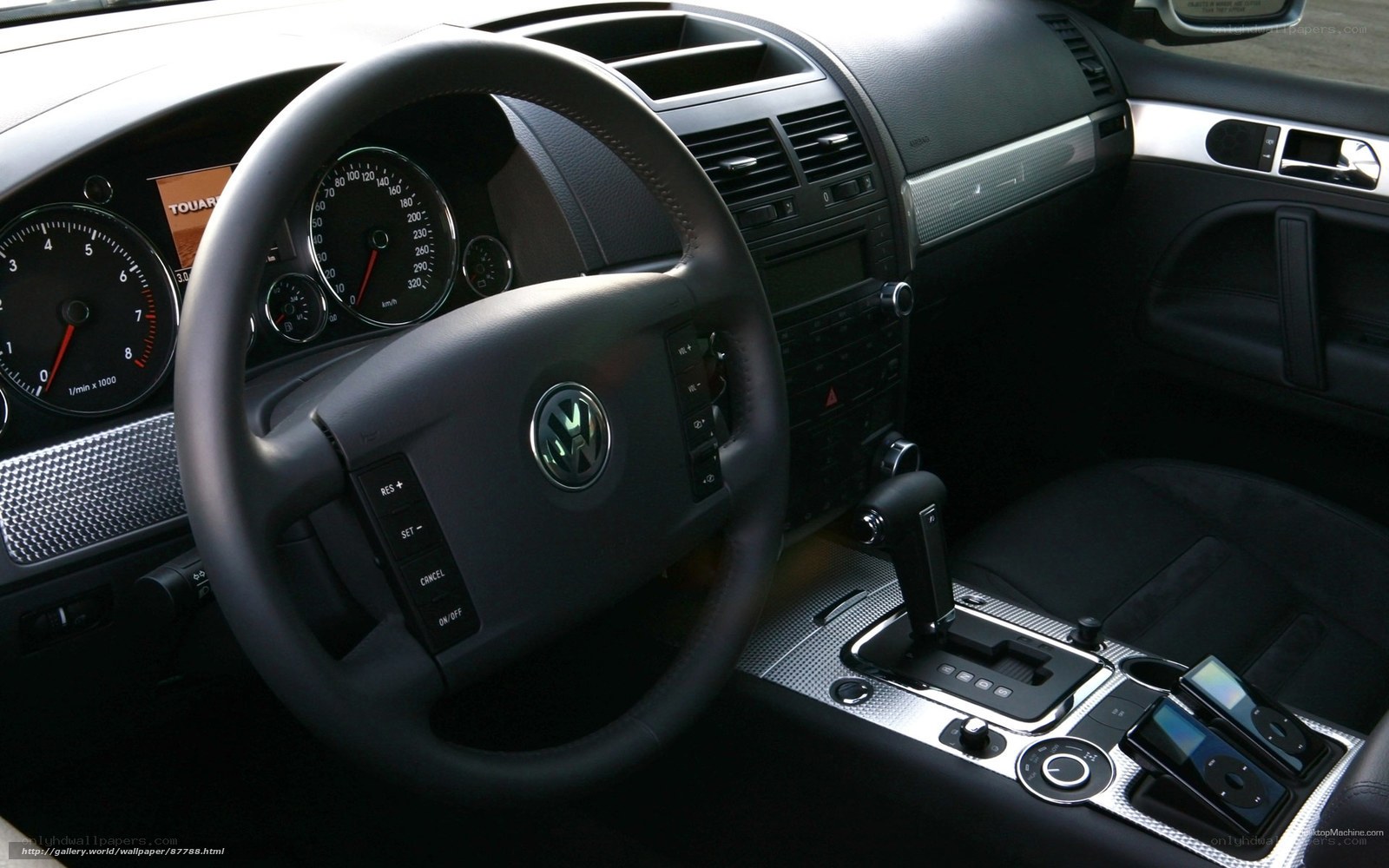 Volkswagen Touareg interior