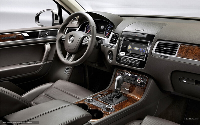 Volkswagen Touareg interior