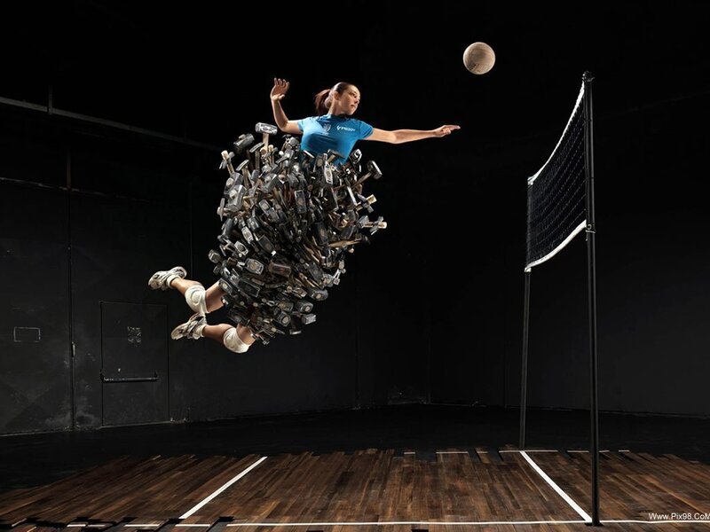 Volleyball Player in Mid-air — Black
