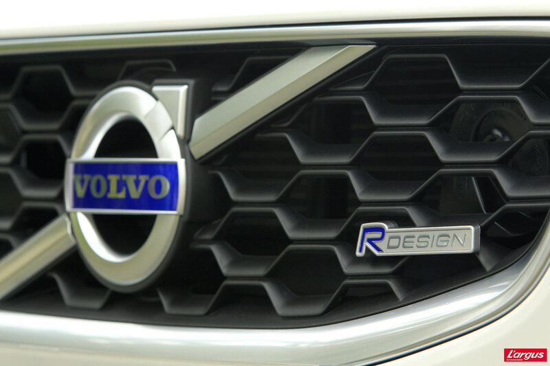 Volvo Car Grille
