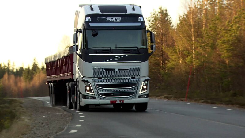 Volvo FH16 Truck — White