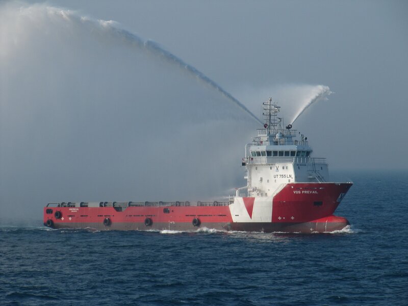 VOS PREVAIL ship spraying water