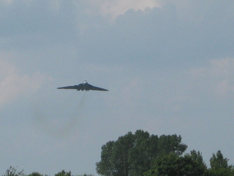 Vulcan Bomber Aircraft — Blue, Calm